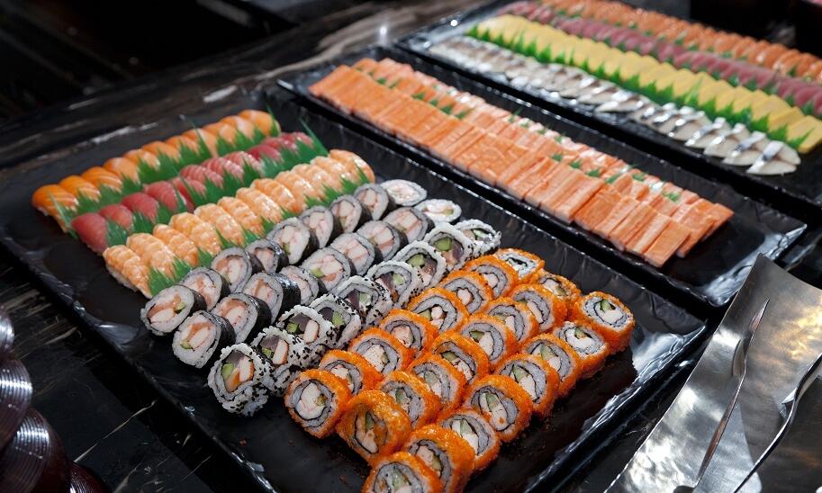 Catering sushi na szkolenia firmowe: jak zorganizować smaczny posiłek? Catering sushi na szkolenia firmowe: jak zorganizować smaczny posiłek?