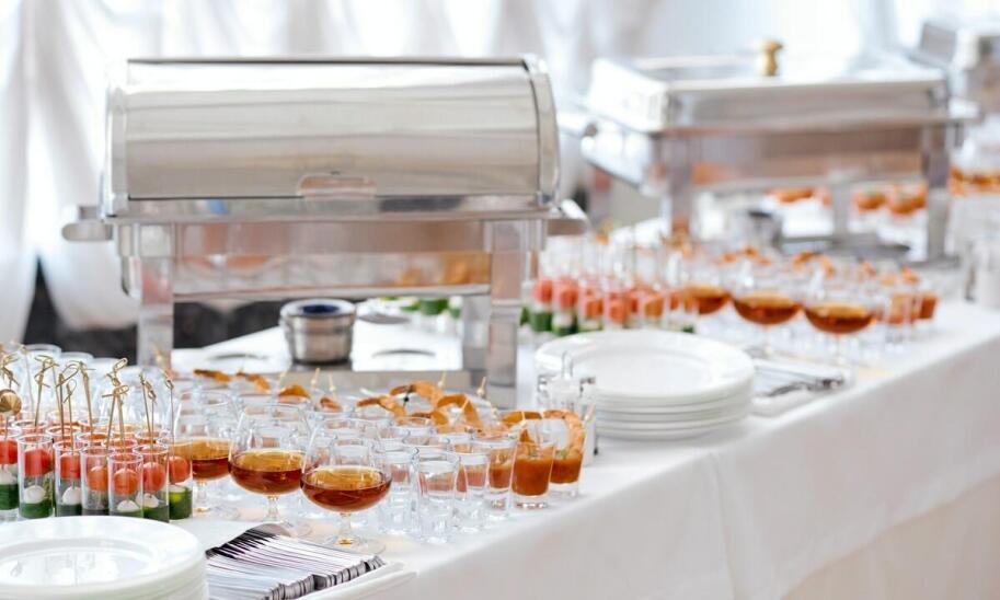 Zastosowanie naleśnikarek gastronomicznych w cateringu – co warto wiedzieć? Zastosowanie naleśnikarek gastronomicznych w cateringu – co warto wiedzieć?