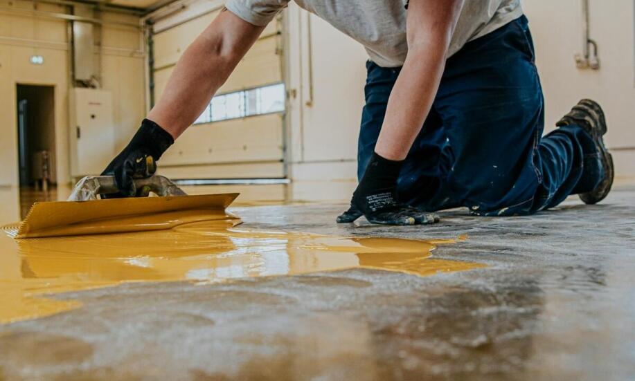 Szlifowanie lastryko w obiektach publicznych - jakie korzyści przynosi ta usługa?