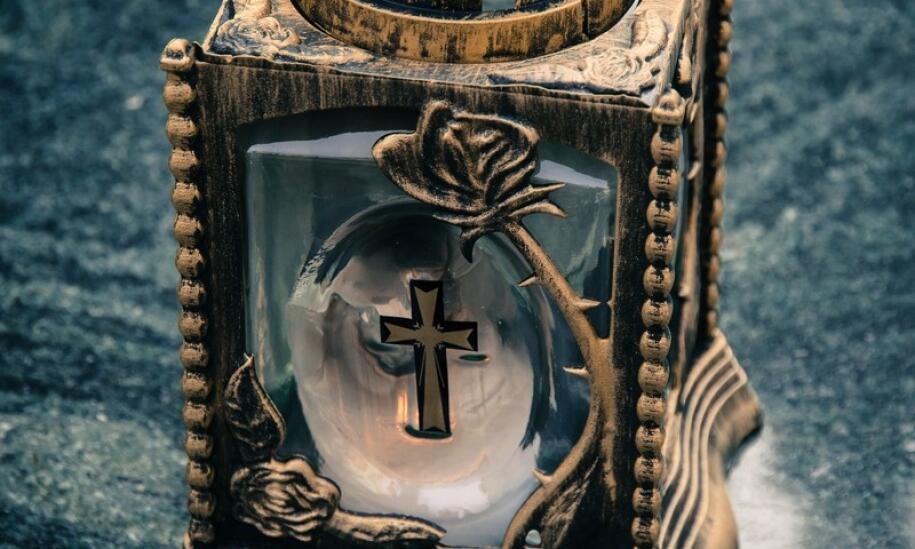 Fotoporcelana a tradycja – jak łączyć nowoczesność z historią? Fotoporcelana a tradycja – jak łączyć nowoczesność z historią?