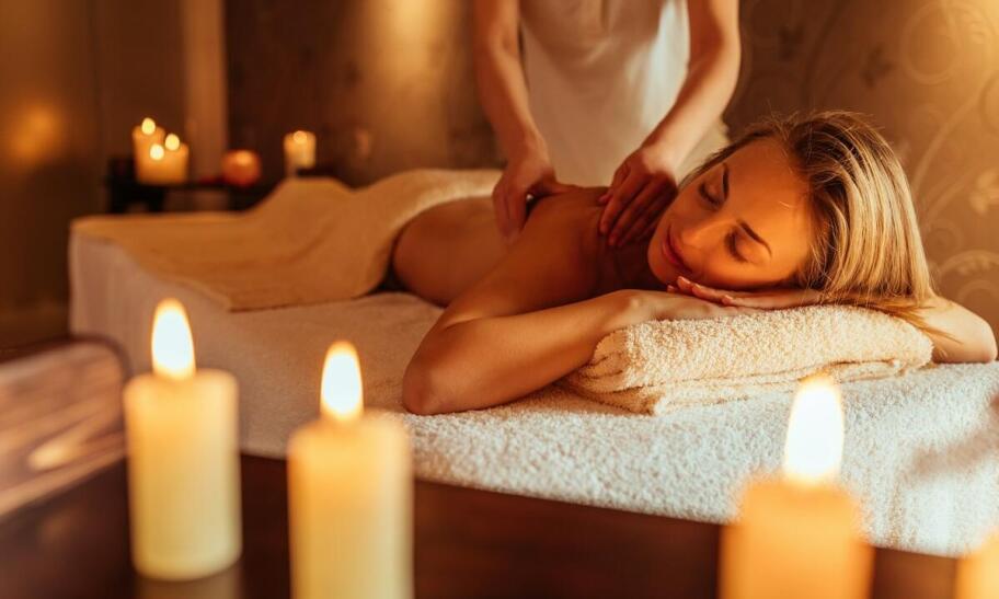 Dlaczego warto łączyć masaż relaksacyjny z innymi formami terapii wellness?