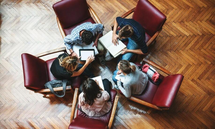 Jakie są najczęstsze wyzwania, przed którymi stają studenci na Studiach Licencjackich w Radomiu? Jakie są najczęstsze wyzwania, przed którymi stają studenci na Studiach Licencjackich w Radomiu?