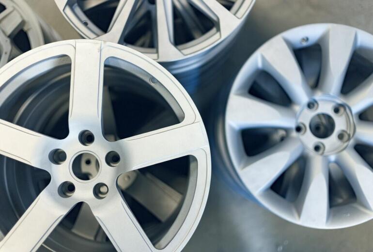 Katalog felg Audi – jak wybrać idealny model dla swojego pojazdu?