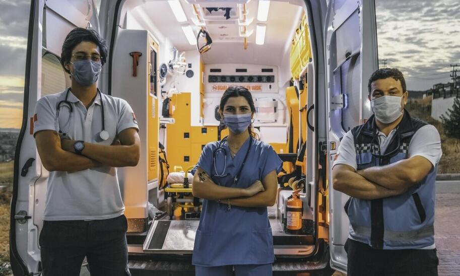 Rola wyspecjalizowanego personelu w transporcie medycznym