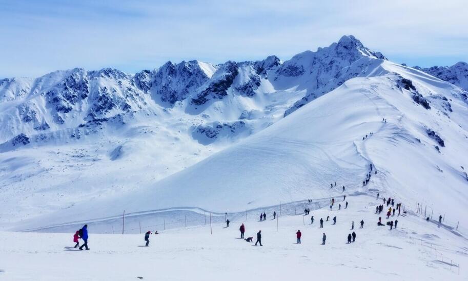 Suche Ski: Porady dotyczące wyboru odpowiedniego karnetu narciarskiego Suche Ski: Porady dotyczące wyboru odpowiedniego karnetu narciarskiego