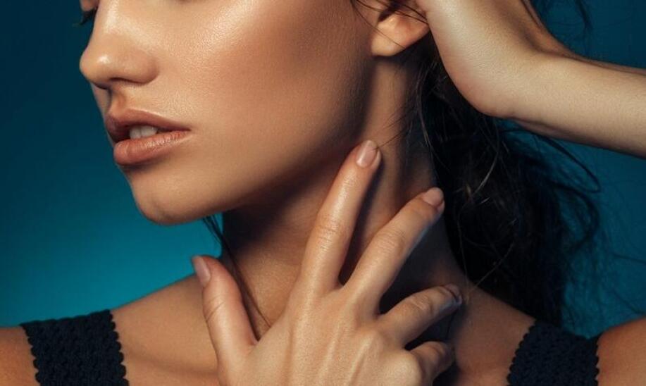 Jakie akcesoria mogą pomóc w uzyskaniu idealnego zdjęcia do dokumentów?