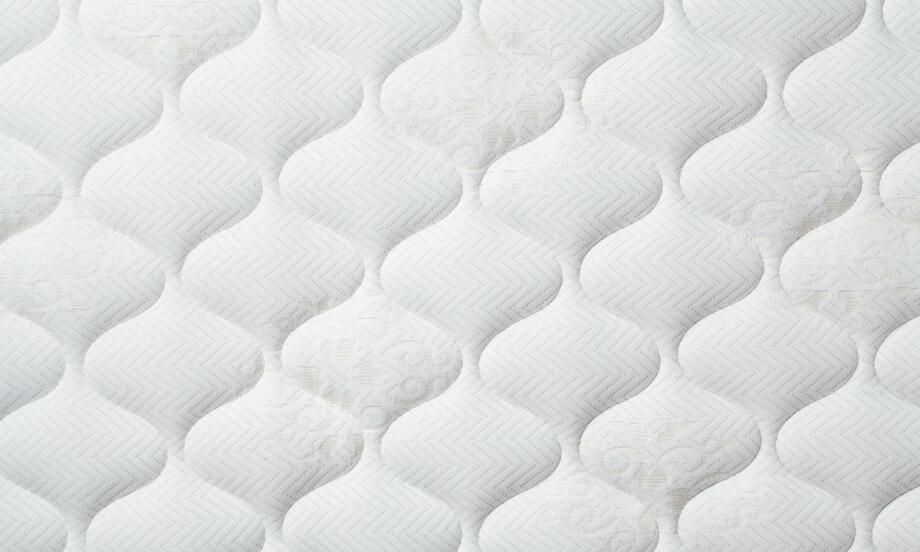 Zalety posiadania łóżka loft z pojemnikiem na pościel – funkcjonalność i styl