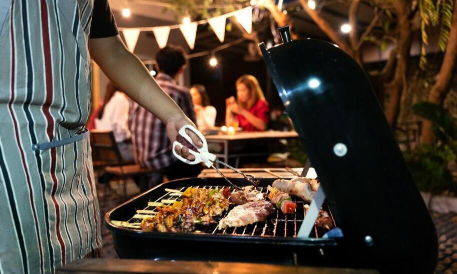 Jak wybrać idealny grill do swojego ogrodu?