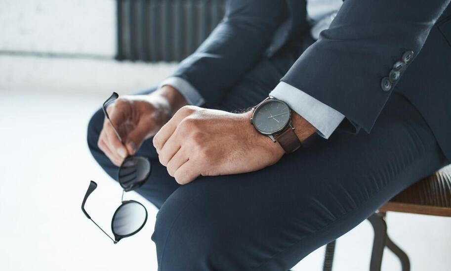 Odkryj zalety zegarka Spinnaker Fleuss – idealnego partnera dla aktywnych mężczyzn