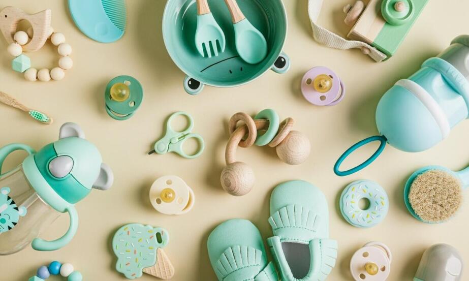 Jakie ubrania dla niemowląt powinny znaleźć się w każdej wyprawce?