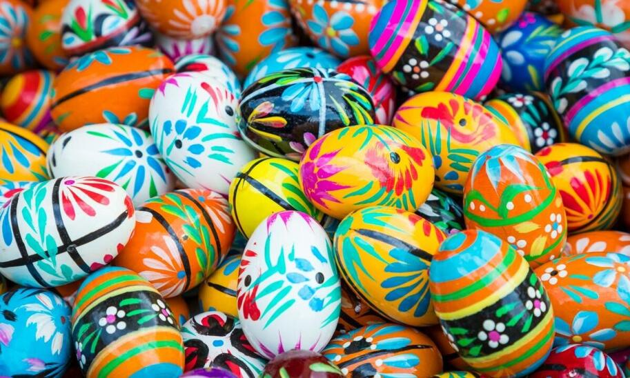 Dlaczego warto wybierać kubki ceramiczne Bolesławiec do swojej kuchni? Dlaczego warto wybierać kubki ceramiczne Bolesławiec do swojej kuchni?