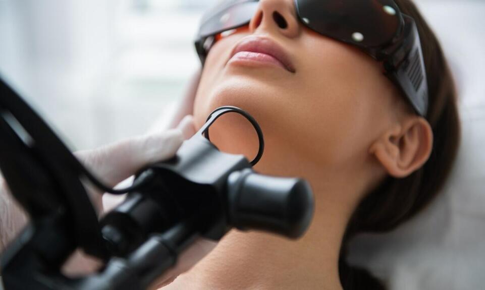 Bbl hero laser – nowoczesna metoda fotoodmładzania skóry