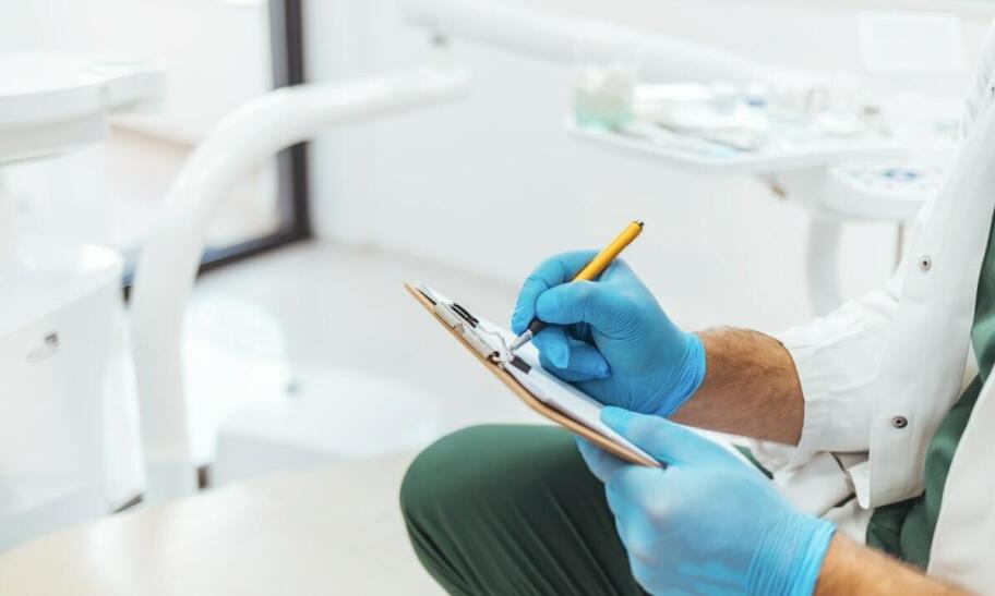 Dlaczego regularne przeglądy sprzętu dentystycznego są kluczowe dla jakości usług? Dlaczego regularne przeglądy sprzętu dentystycznego są kluczowe dla jakości usług?