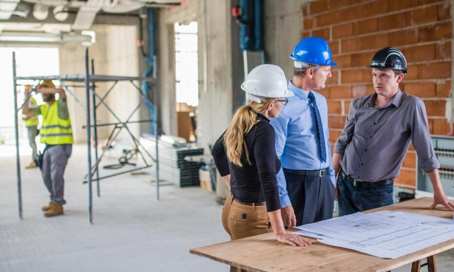 Jakie są zalety korzystania z usług lokalnych firm remontowych?