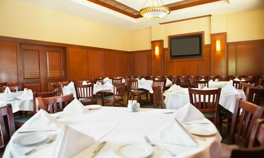 Dlaczego warto zarezerwować pakiety konferencyjne w naszym hotelu?