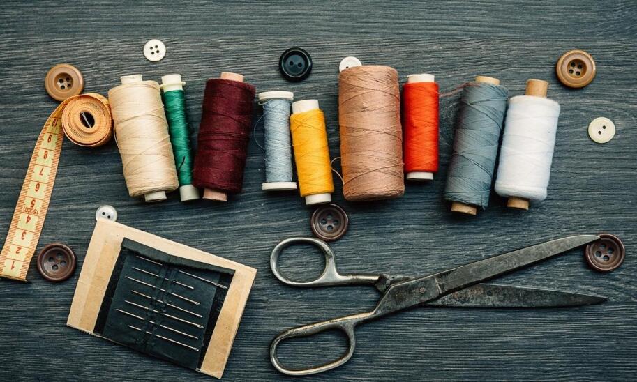 Filc na kapelusze: tradycja i nowoczesność w jednym materiale