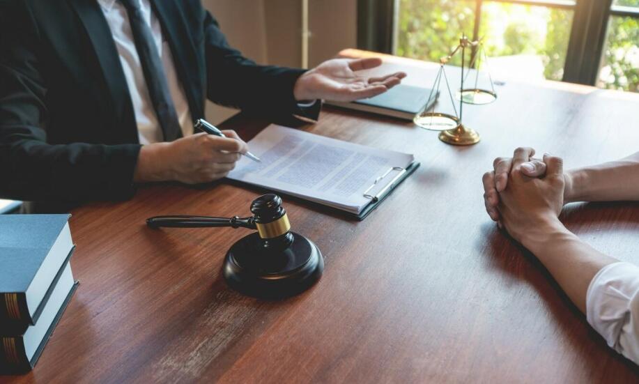 Jak adwokat może pomóc w sprawach opiekuńczych w Białymstoku? Jak adwokat może pomóc w sprawach opiekuńczych w Białymstoku?