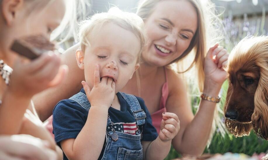 Jakie są najlepsze lokalizacje do sesji zdjęciowych rodzinnych we Wrocławiu?