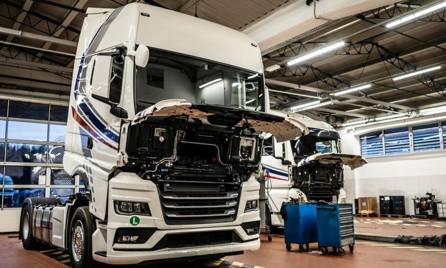 Mobilny serwis naczep - co wyróżnia go spośród tradycyjnych warsztatów? Mobilny serwis naczep - co wyróżnia go spośród tradycyjnych warsztatów?