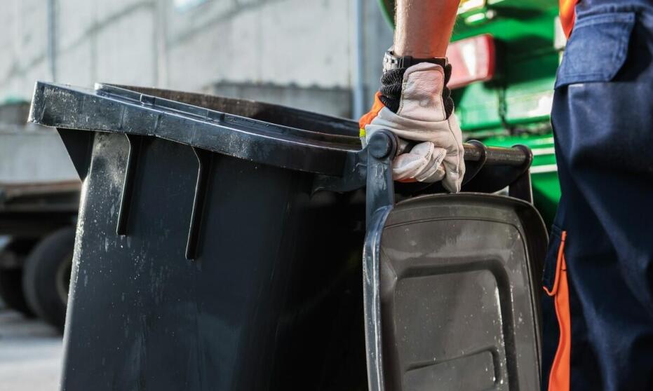 Jakie są korzyści z wynajmu kontenerów HDS dla firm zajmujących się recyklingiem?