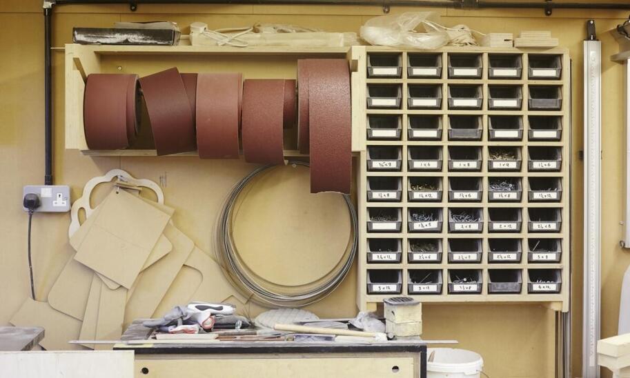 Jakie techniki mieszania lakierów są stosowane w nowoczesnych warsztatach?