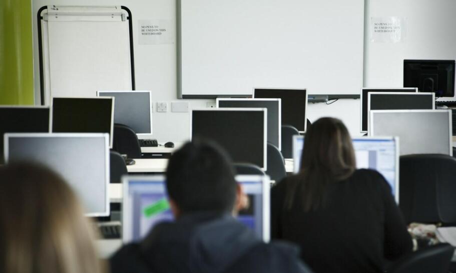 Jak w szkołach integruje się nowoczesne technologie w codziennym nauczaniu? Jak w szkołach integruje się nowoczesne technologie w codziennym nauczaniu?