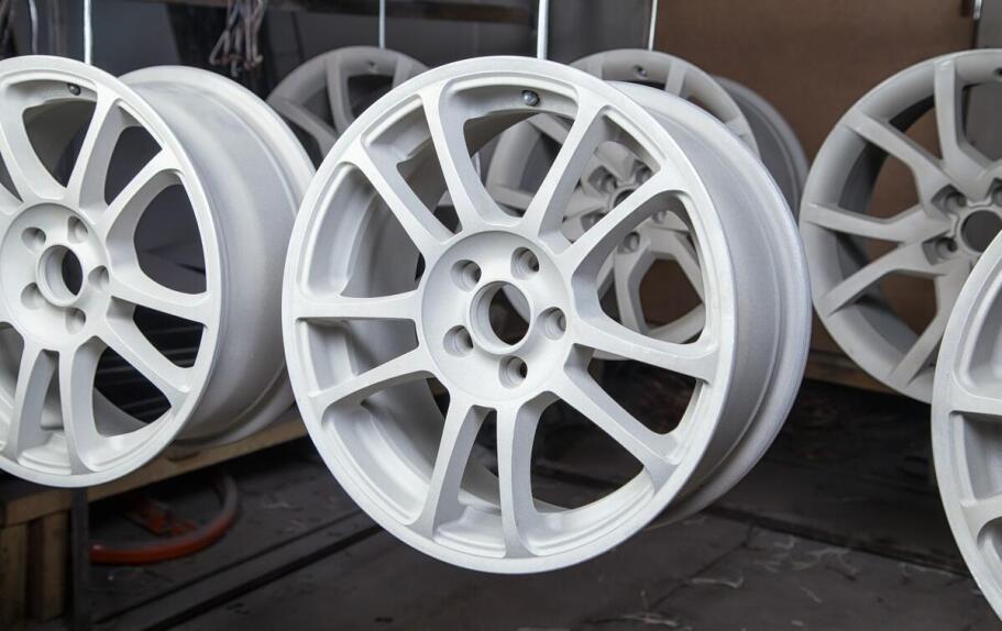 Jakie technologie stosowane są w procesie regeneracji felg?