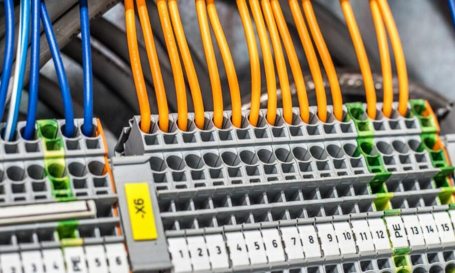 Innowacyjne technologie w produkcji kabli sterowniczych: co warto wiedzieć?