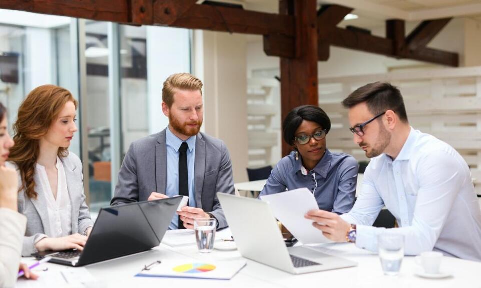 Dlaczego warto skorzystać z usług adwokata w Andrespolu?