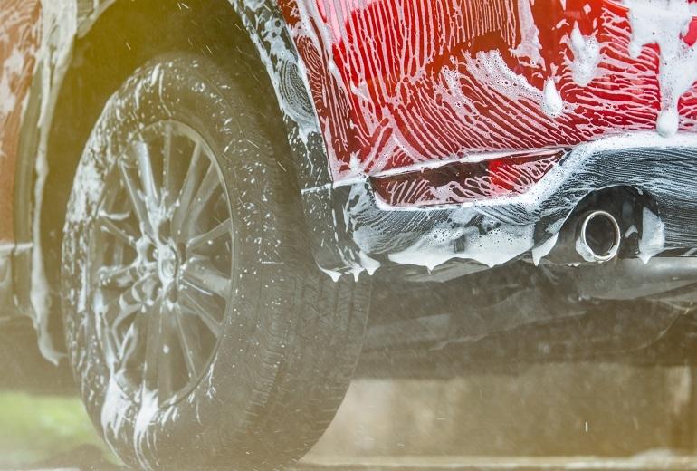Myjnia ręczna a automatyczna. Porównanie Myjnia ręczna a automatyczna. Porównanie