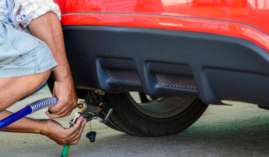Auto z instalacją LPG a samochód elektryczny - co jest bardziej ekonomiczne? Auto z instalacją LPG a samochód elektryczny - co jest bardziej ekonomiczne?