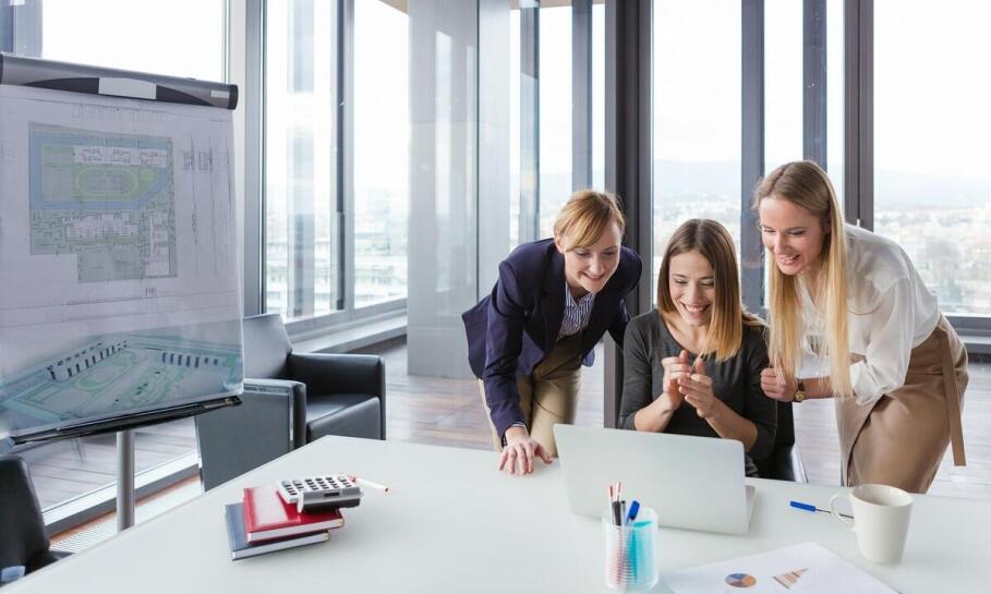 Jakie są zalety outsourcingu usług kadrowo-płacowych dla małych firm? Jakie są zalety outsourcingu usług kadrowo-płacowych dla małych firm?
