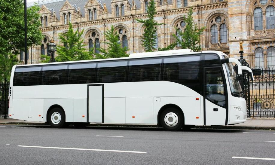 Przewozy autokarowe na eventy sportowe: jak zapewnić sprawny transport drużyn z Lublina? Przewozy autokarowe na eventy sportowe: jak zapewnić sprawny transport drużyn z Lublina?