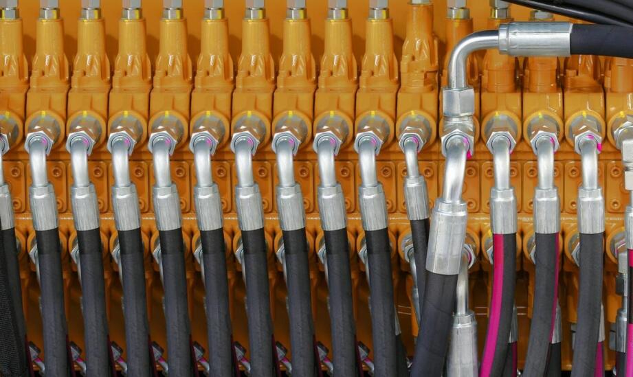 Wpływ jakości oleju hydraulicznego na skuteczność regeneracji rozdzielaczy hydraulicznych