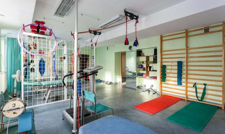 Jakie sprzęty są wykorzystywane w rehabilitacji domowej?