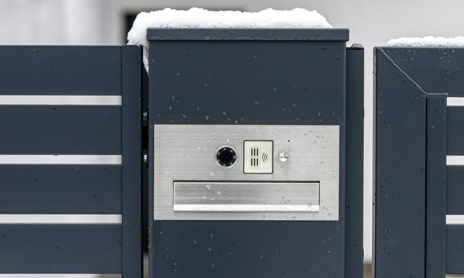 Jakie możliwości oferują skrzynki wielowrzutowe dla mieszkańców bloków?