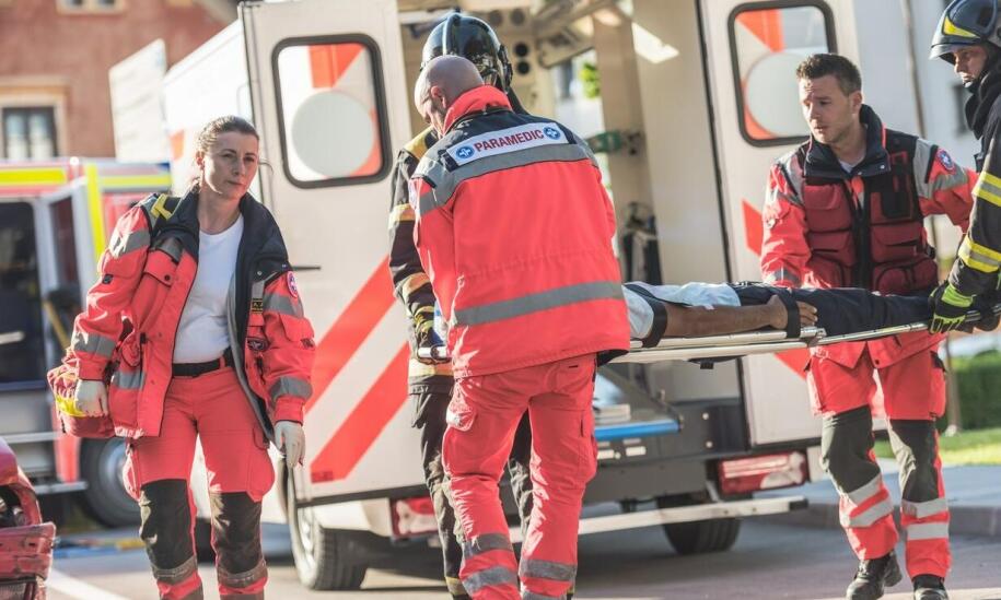 Jak transport medyczny wspiera pacjentów podczas podróży zagranicznych?