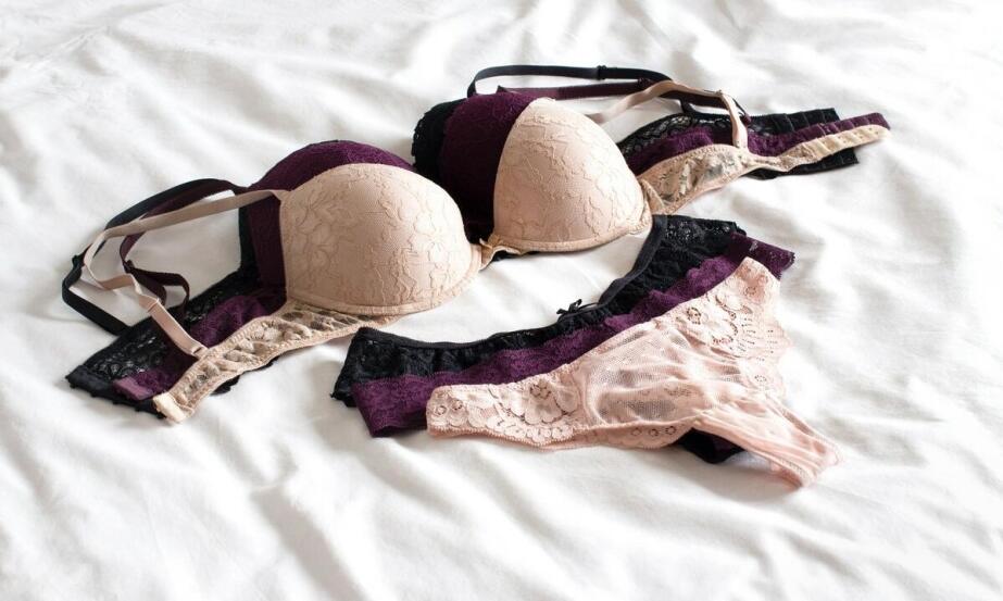 Biustonosze koronkowe – elegancja i komfort w jednym