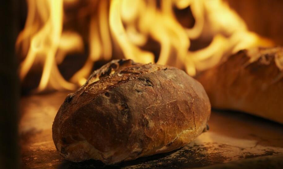 Zalety wyboru chleba na zakwasie jako codziennego pieczywa Zalety wyboru chleba na zakwasie jako codziennego pieczywa