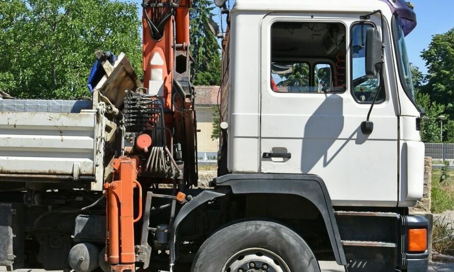 Jak usługi HDS wspierają realizację projektów budowlanych?