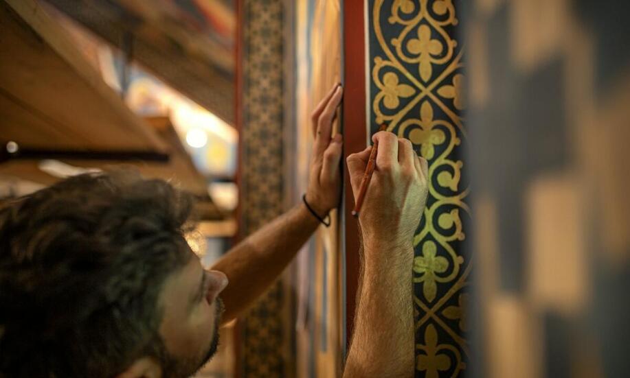 Grawerowane napisy jako element dekoracyjny – zastosowania i możliwości Grawerowane napisy jako element dekoracyjny – zastosowania i możliwości