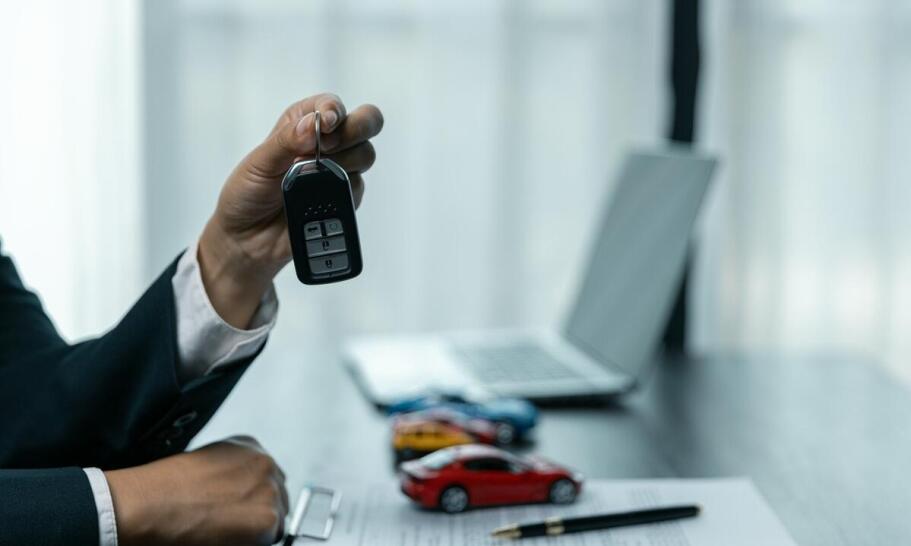 Wynajem samochodów Daleszyce – jak szybko i łatwo zarezerwować auto przez internet?