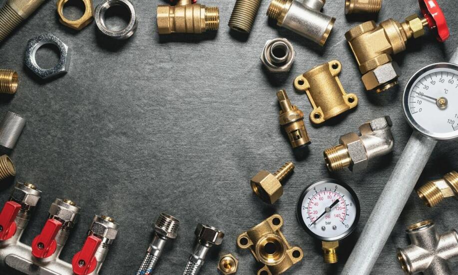 Jak dobrać odpowiednie materiały do systemów odwodnieniowych?