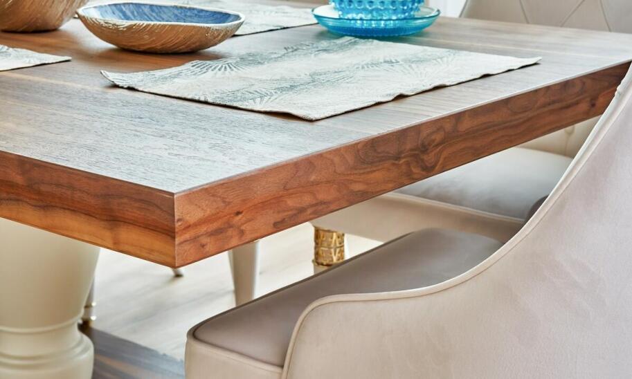 Funkcjonalne witryny na wymiar - idealne do każdego salonu