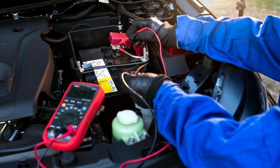 Jak wygląda proces diagnostyki i naprawy instalacji elektrycznych w pojazdach? Jak wygląda proces diagnostyki i naprawy instalacji elektrycznych w pojazdach?
