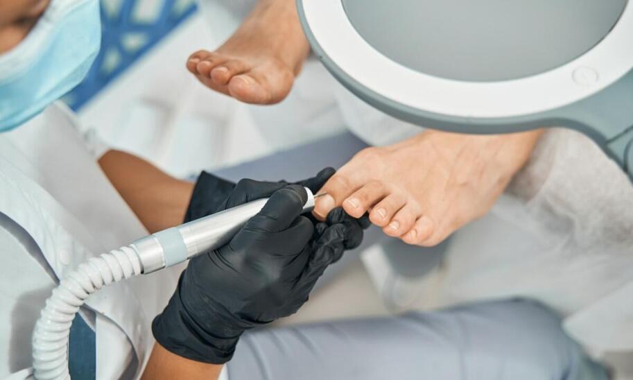 Jakie są najczęstsze błędy podczas wykonywania pedicure bielany? Jakie są najczęstsze błędy podczas wykonywania pedicure bielany?