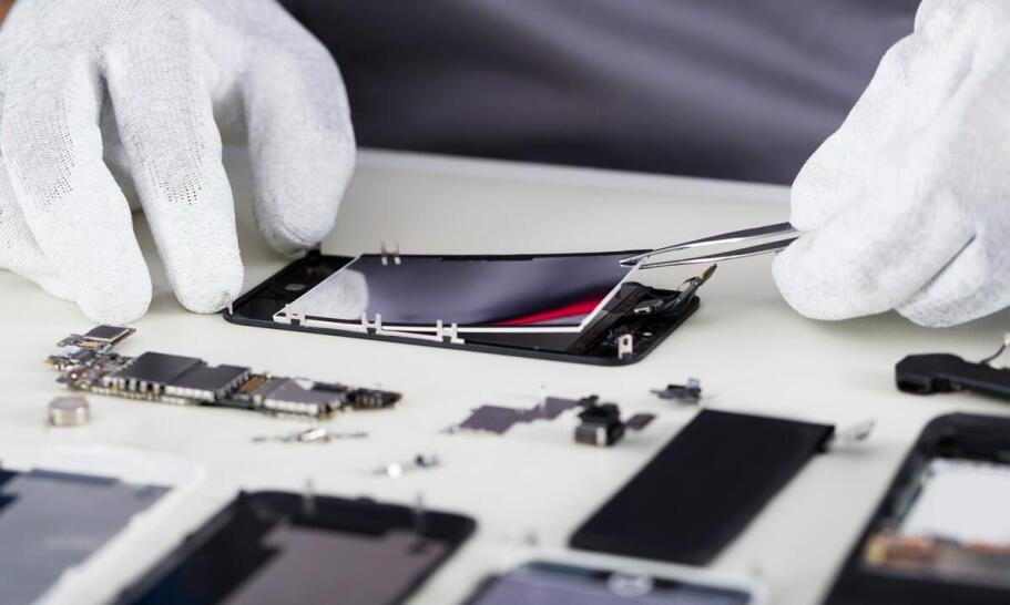 Jakie korzyści przynosi profesjonalna naprawa braku sieci w iPhone? Jakie korzyści przynosi profesjonalna naprawa braku sieci w iPhone?