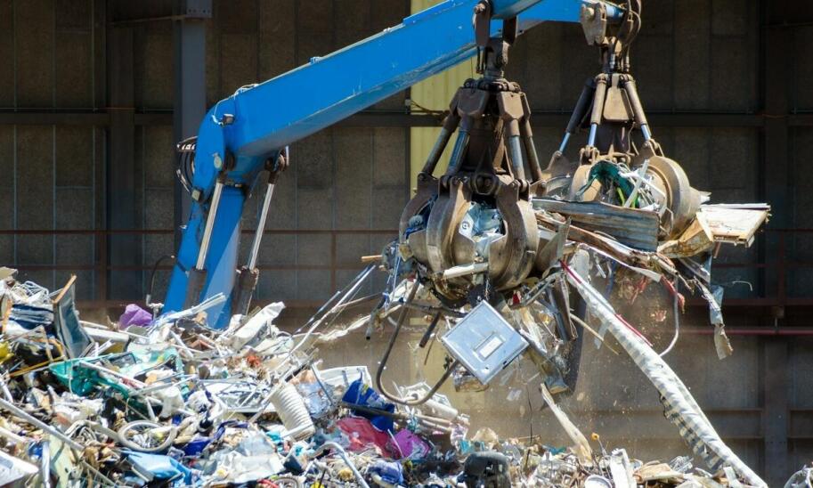 Korzyści z recyklingu materiałów samochodowych Korzyści z recyklingu materiałów samochodowych