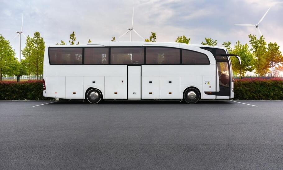 Jak wynajem autokarów wspiera planowanie wyjazdów integracyjnych?