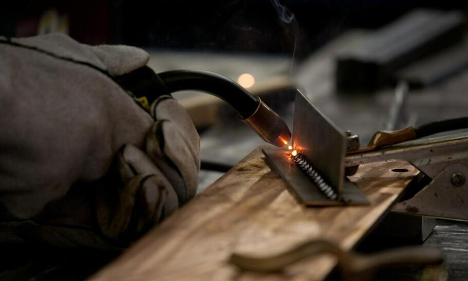 Wpływ obrotników spawalniczych na bezpieczeństwo pracy w zakładach